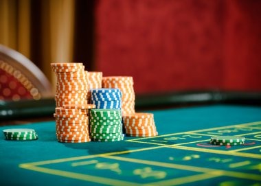 Live Sic Bo table on sgcwin88 login with three dice and betting interface